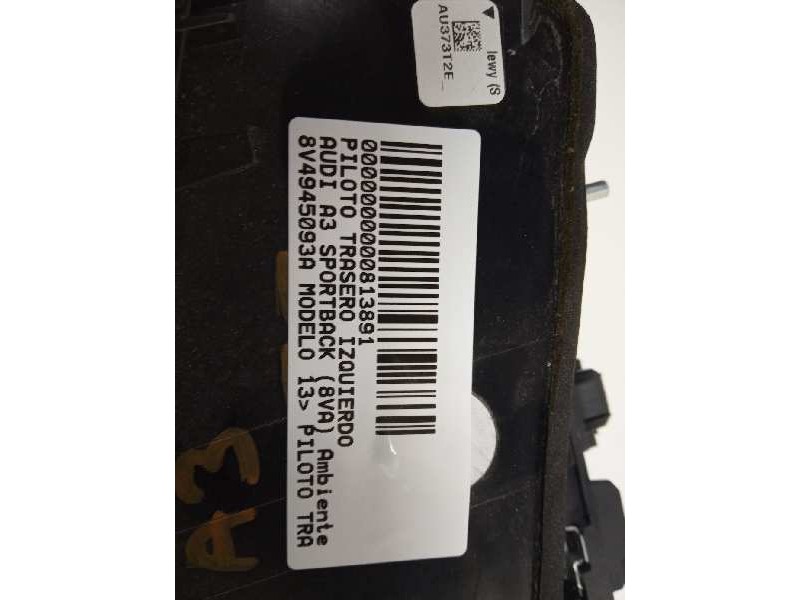 Recambio de piloto trasero izquierdo para audi a3 sportback (8va) ambiente referencia OEM IAM 8V4945093A  