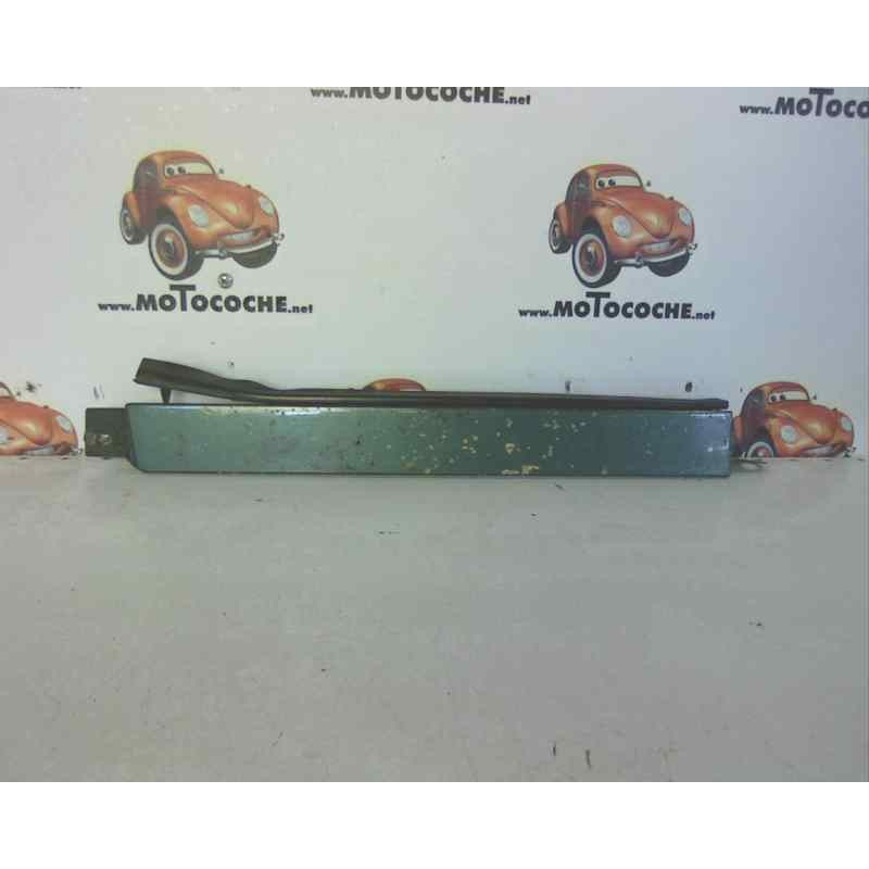 Recambio de moldura para mercedes-benz clase e (w124) berlina 2.2 cat referencia OEM IAM   6822