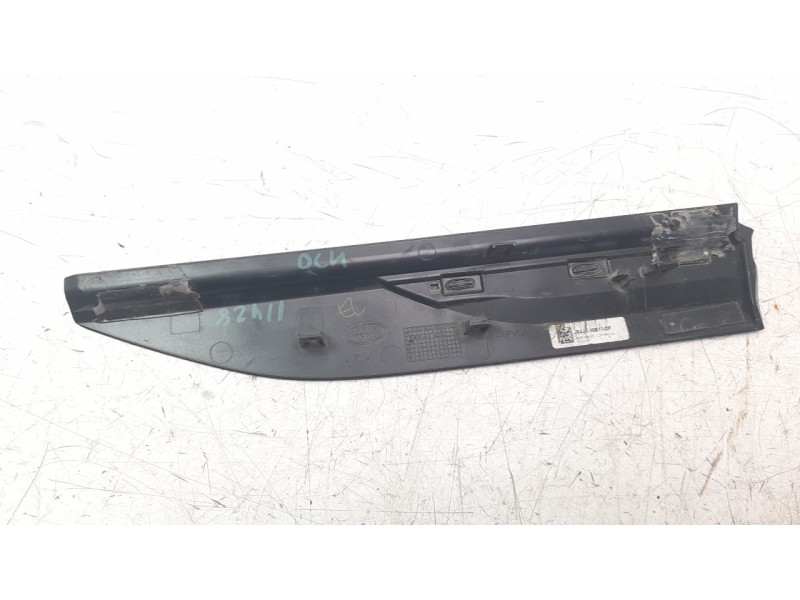 Recambio de moldura para land rover range rover velar 2.0 turbo cat referencia OEM IAM J8A2280B10DF  