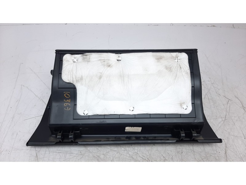 Recambio de guantera para kia sportage 1.7 crdi cat referencia OEM IAM 84510F1000  