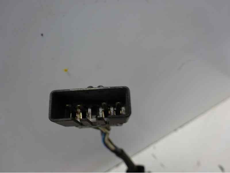 Recambio de mando elevalunas trasero derecho para opel corsa b referencia OEM IAM   