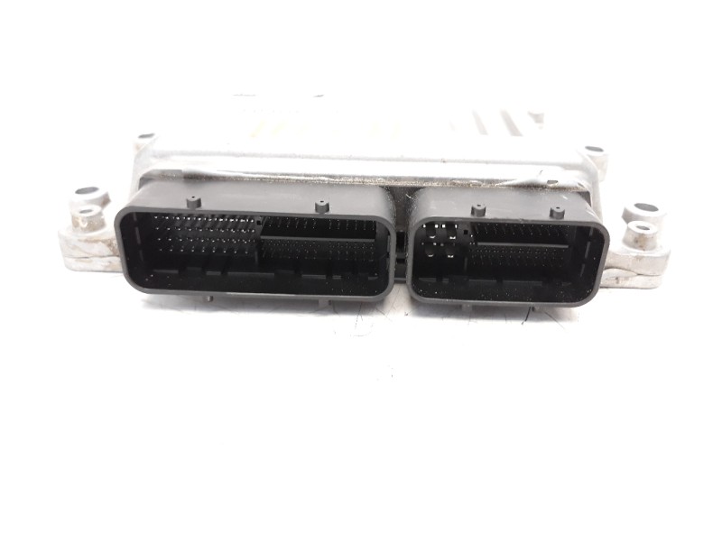 Recambio de centralita motor uce para mazda 3 berlina (bp) referencia OEM IAM HF0118881A E6TA1671HZC 