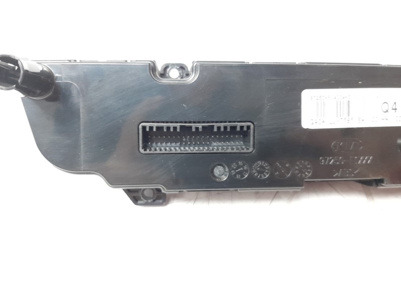 Recambio de mando climatizador para kia sportage 1.7 crdi cat referencia OEM IAM 97250F1400AK5  