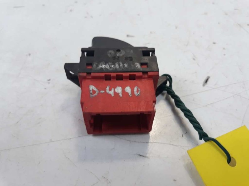 Recambio de mando elevalunas trasero izquierdo para renault laguna grandtour (k56) 1.9 dci rt referencia OEM IAM 7700417485  