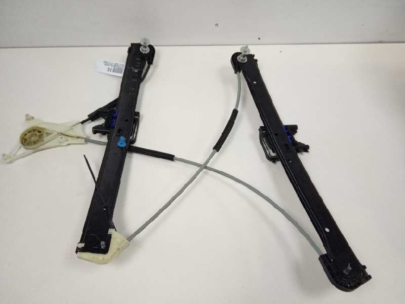 Recambio de elevalunas delantero izquierdo para audi a3 sportback (8va) ambiente referencia OEM IAM 8V4837461 106023417 