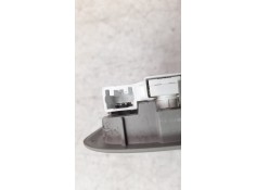 Recambio de luz interior para toyota auris active referencia OEM IAM 8125005030   2