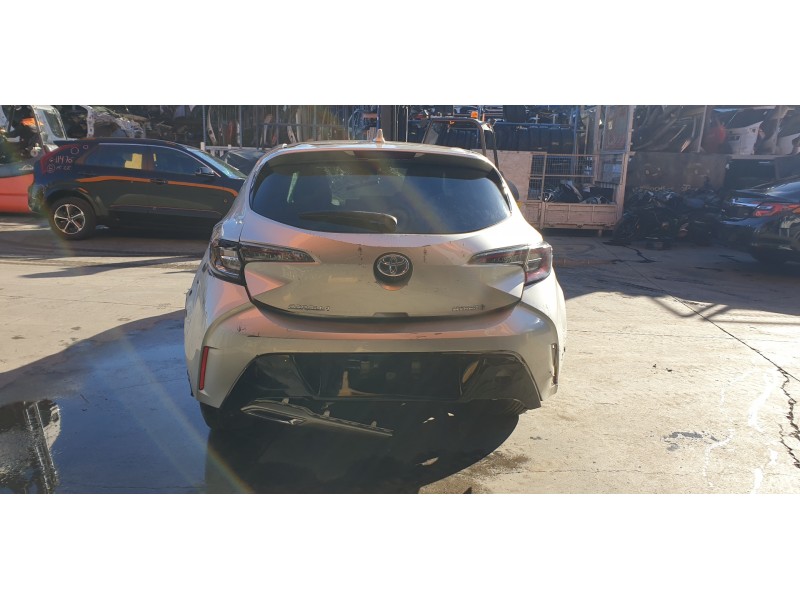 toyota corolla (e21) del año 2021