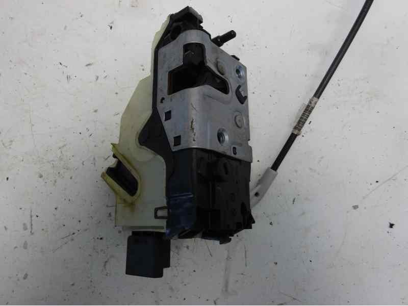 Recambio de cerradura puerta delantera derecha para peugeot 208 allure referencia OEM IAM   