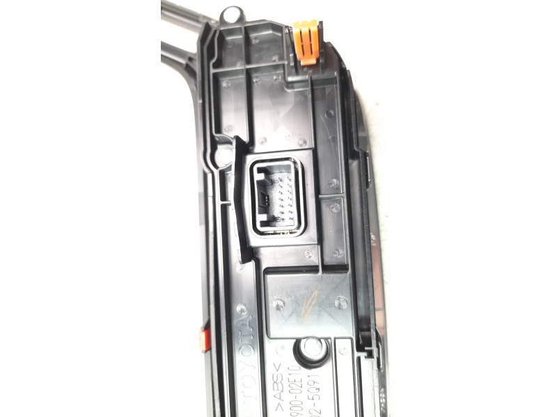 Recambio de mando climatizador para toyota corolla (e21) hybrid style referencia OEM IAM 5590002E10  