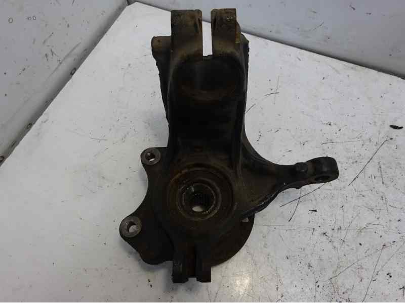 Recambio de mangueta delantera derecha para peugeot 208 allure referencia OEM IAM 364790  