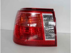 Recambio de piloto trasero izquierdo para seat ibiza (6k1) referencia OEM IAM 2201070 103F21120771 ST0314154