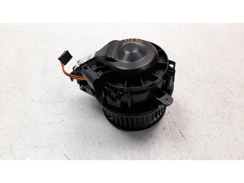 Recambio de ventilador calefaccion para audi a1 sportback (gba) 1.5 16v tsi act referencia OEM IAM 201820021A  