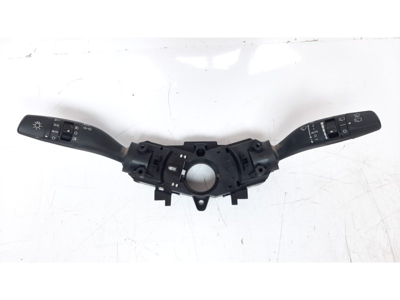 Recambio de mando multifuncion para kia sportage 1.7 crdi cat referencia OEM IAM 93404F1960  