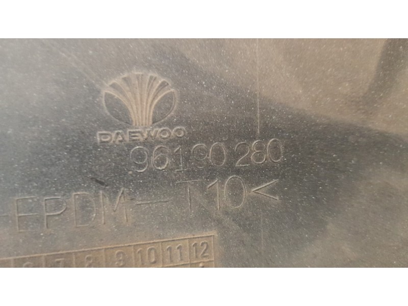 Recambio de paragolpes delantero para daewoo lanos hurricane referencia OEM IAM 96190280  