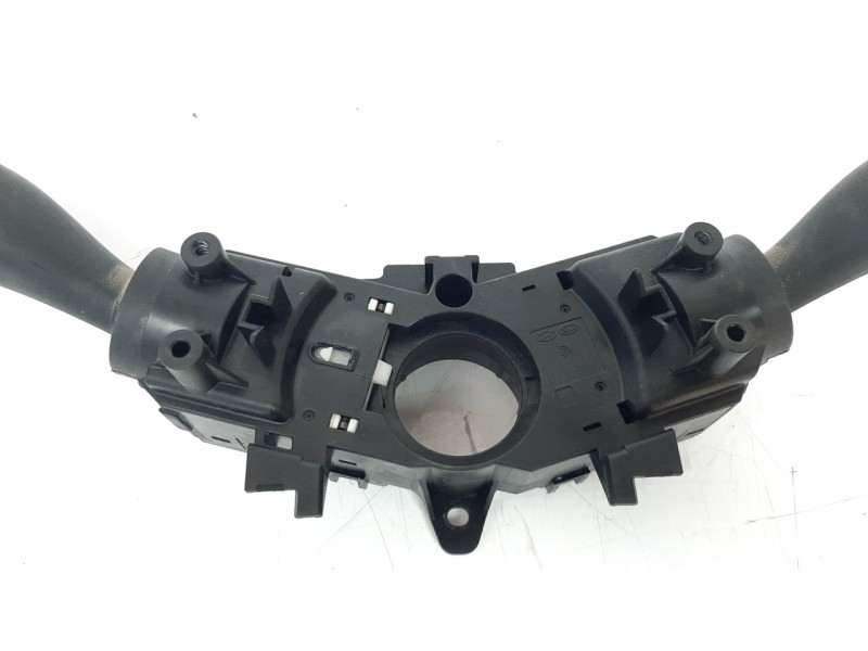 Recambio de mando multifuncion para kia sportage 1.7 crdi cat referencia OEM IAM 93404F1960  