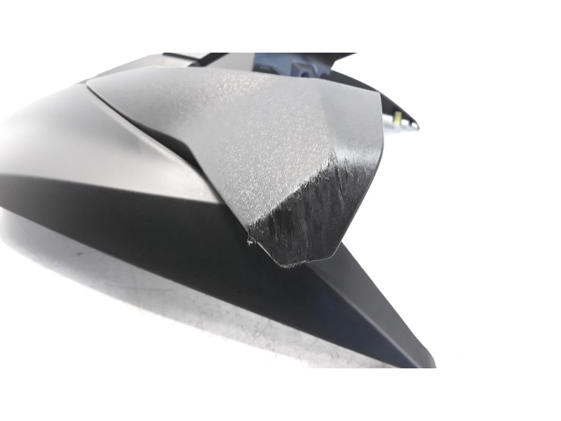 Recambio de moldura para yamaha x-max 125 referencia OEM IAM BMKF286500P0  