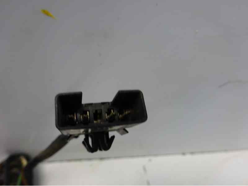 Recambio de mando elevalunas trasero derecho para opel corsa b referencia OEM IAM   