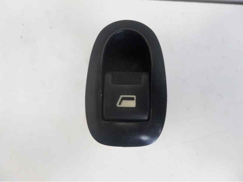 Recambio de mando elevalunas trasero derecho para peugeot 406 berlina (s1/s2) srdt referencia OEM IAM PA66GF30  