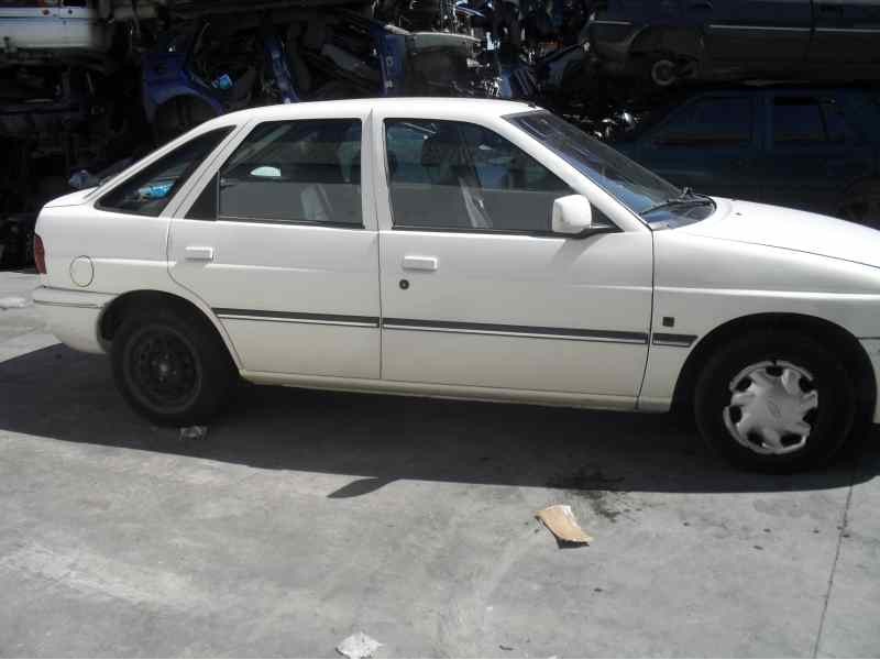 ford escort berlina/turnier del año 1994