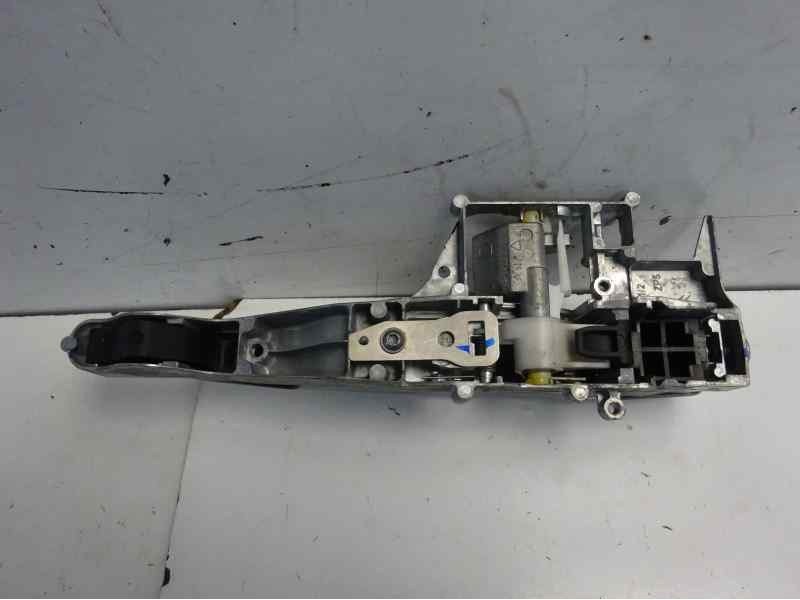 Recambio de maneta exterior delantera derecha para peugeot 208 allure referencia OEM IAM   