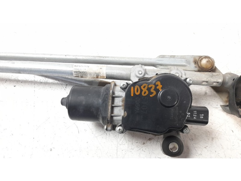 Recambio de motor limpia delantero para nissan np300 pick-up (d23) 2.3 dci diesel cat referencia OEM IAM 288004KJ0A  