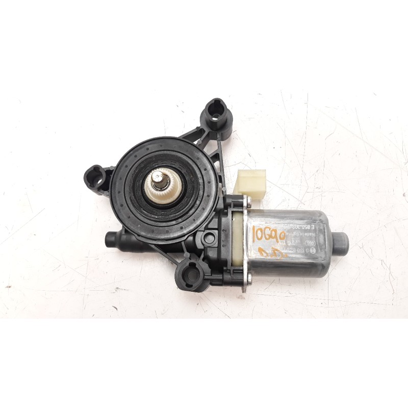 Recambio de motor elevalunas delantero derecho para skoda octavia combi (5e5) 1.4 tgi bivalent. gasolina / cng referencia OEM IA