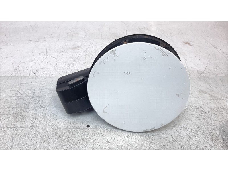 Recambio de tapa exterior combustible para kia niro referencia OEM IAM 69513G5000  