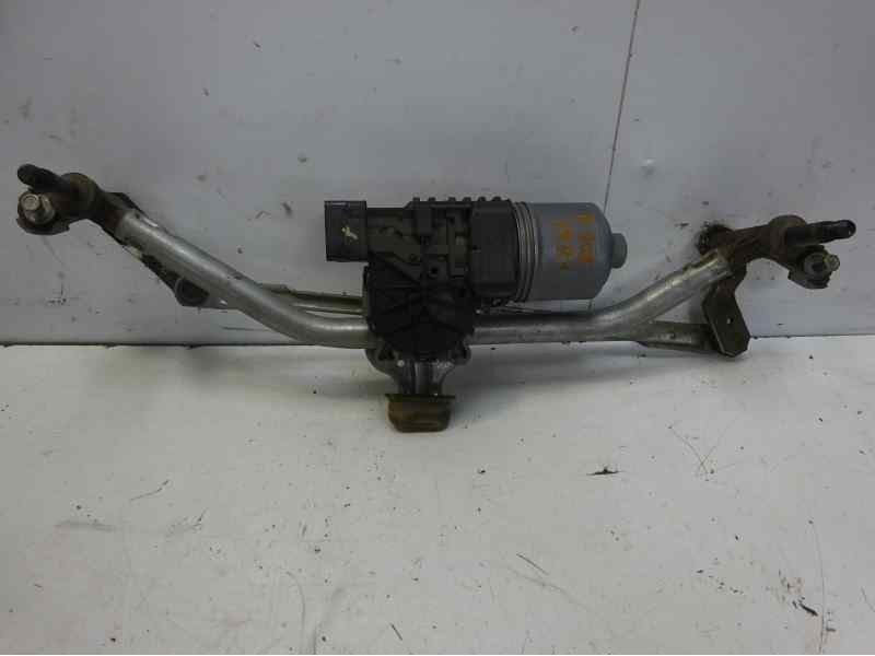 Recambio de motor limpia delantero para peugeot 208 allure referencia OEM IAM 9673222580 0390241540 