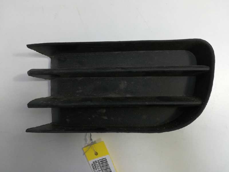 Recambio de rejilla paragolpes izquierda para renault megane ii berlina 5p referencia OEM IAM 7701474480  