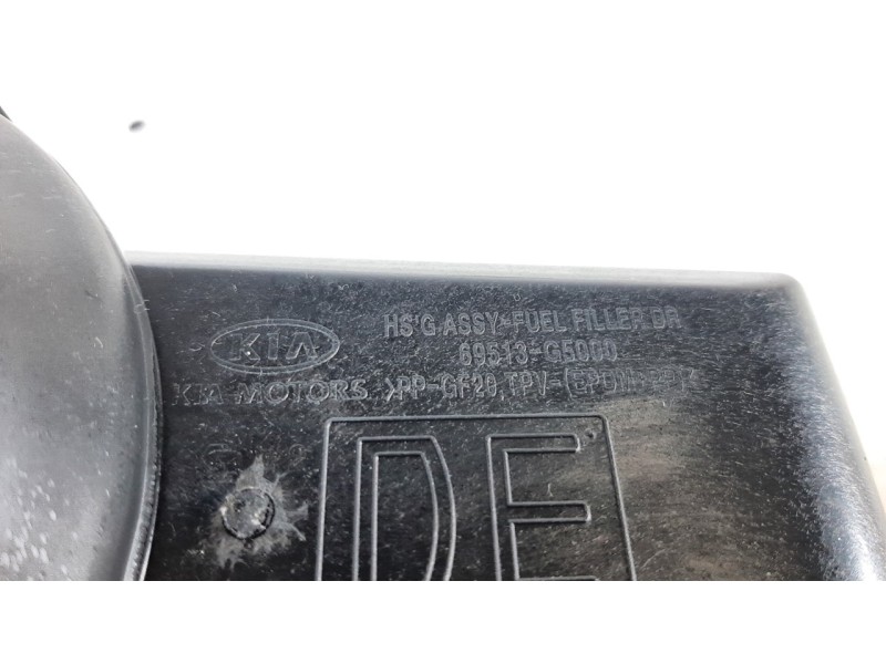 Recambio de tapa exterior combustible para kia niro referencia OEM IAM 69513G5000  