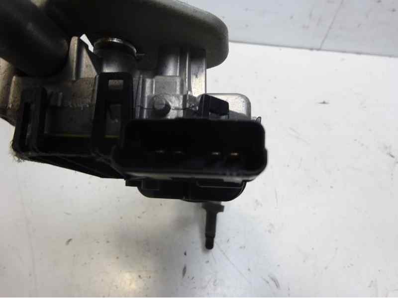 Recambio de motor limpia delantero para peugeot 208 allure referencia OEM IAM 9673222580 0390241540 