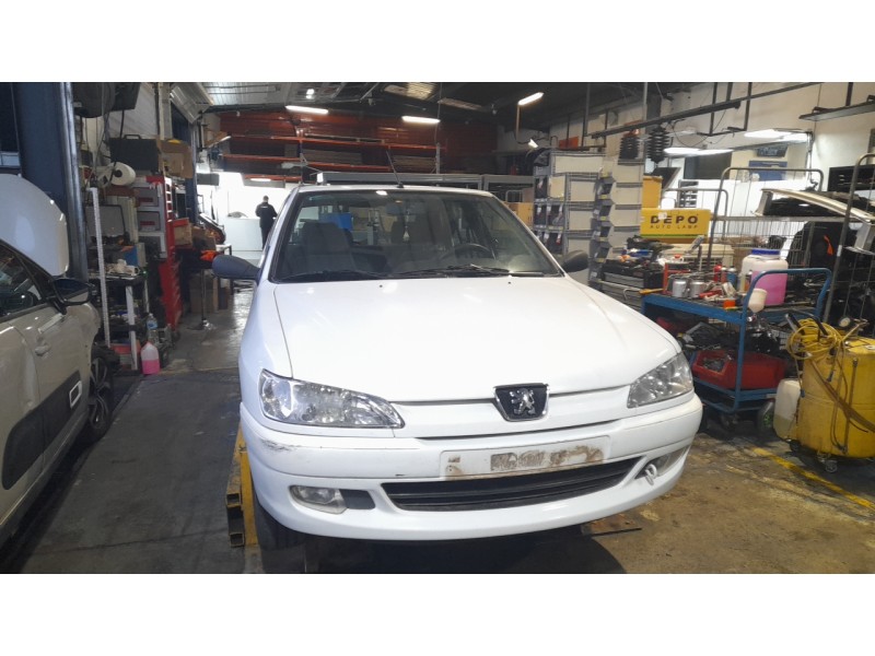 peugeot 306 berlina 3/4/5 puertas (s2) del año 2000