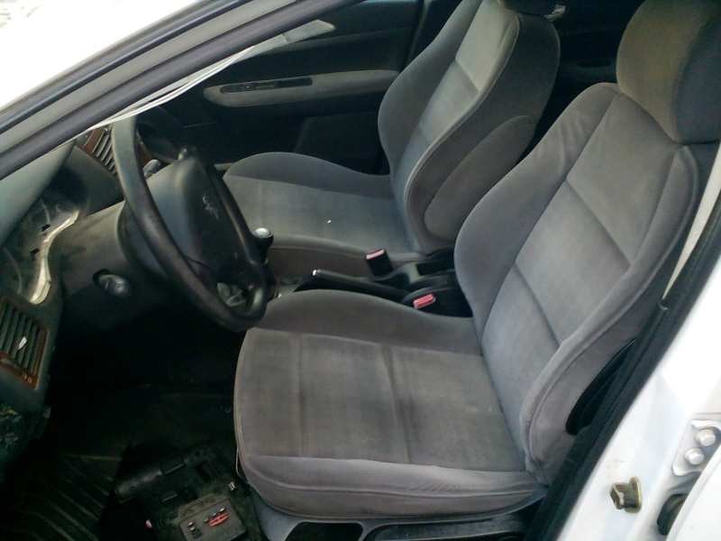 peugeot 307 (s1) del año 2002