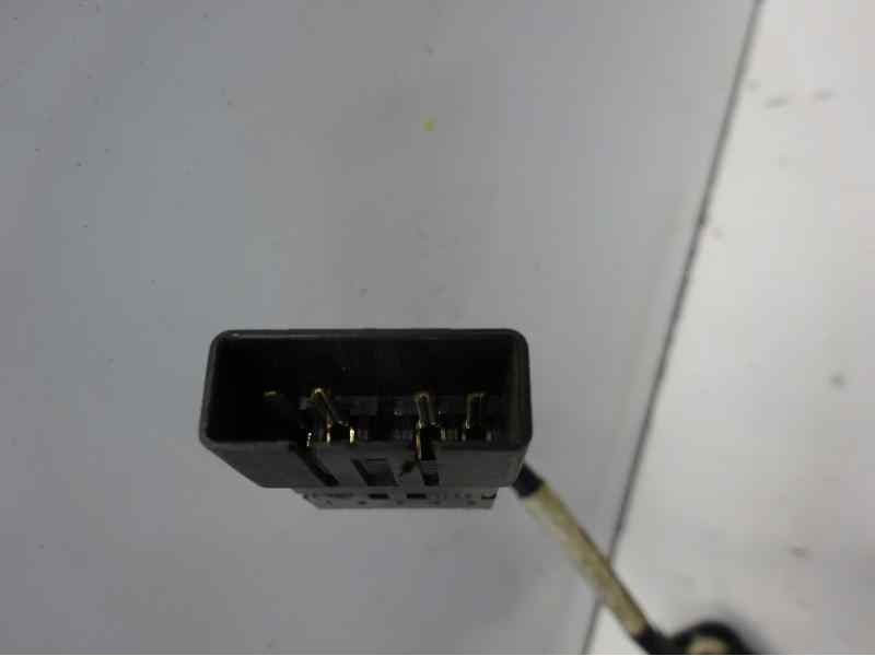 Recambio de mando elevalunas trasero derecho para opel corsa b referencia OEM IAM   