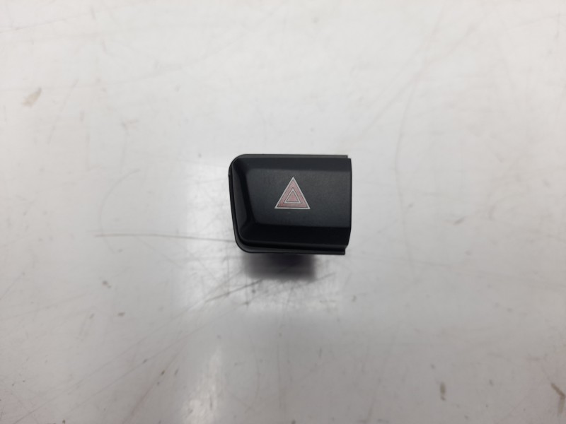 Recambio de warning para peugeot 208 style referencia OEM IAM 96750916ZD  