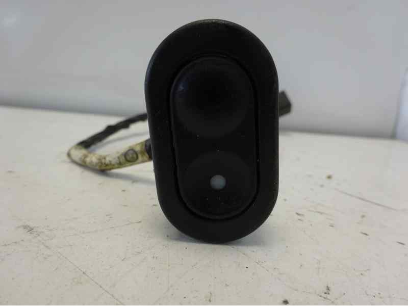 Recambio de mando elevalunas delantero derecho para opel corsa b referencia OEM IAM   