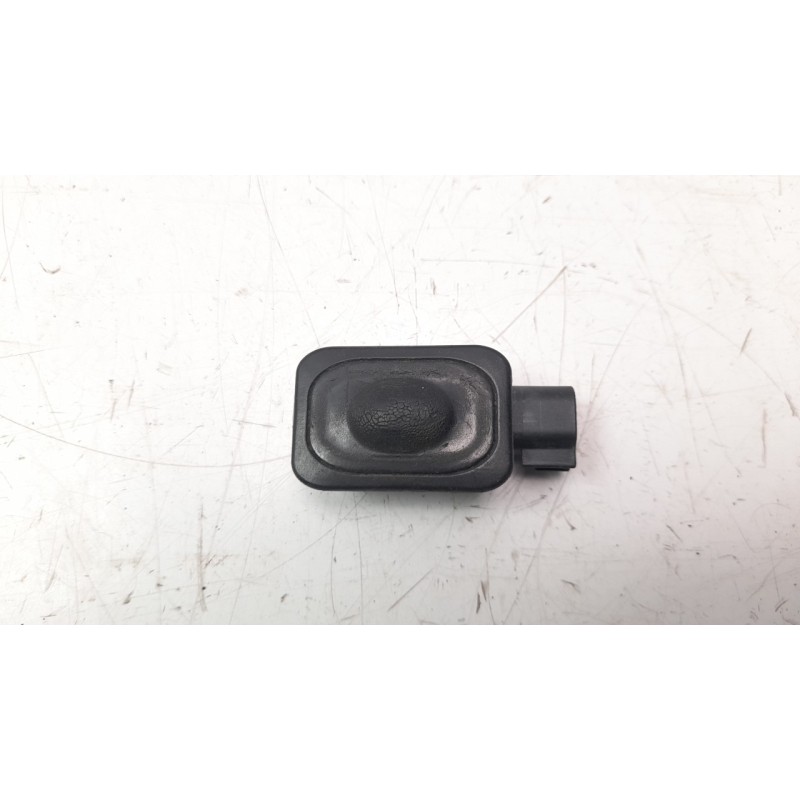 Recambio de maneta exterior porton para jaguar xf 3.0 v6 diesel cat referencia OEM IAM 1L2T14K147AA  