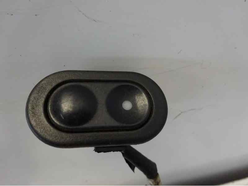 Recambio de mando elevalunas delantero derecho para opel corsa b referencia OEM IAM   