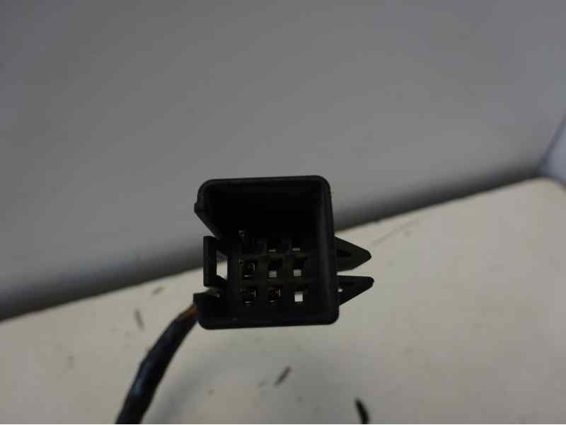 Recambio de mando elevalunas delantero derecho para opel corsa b referencia OEM IAM   