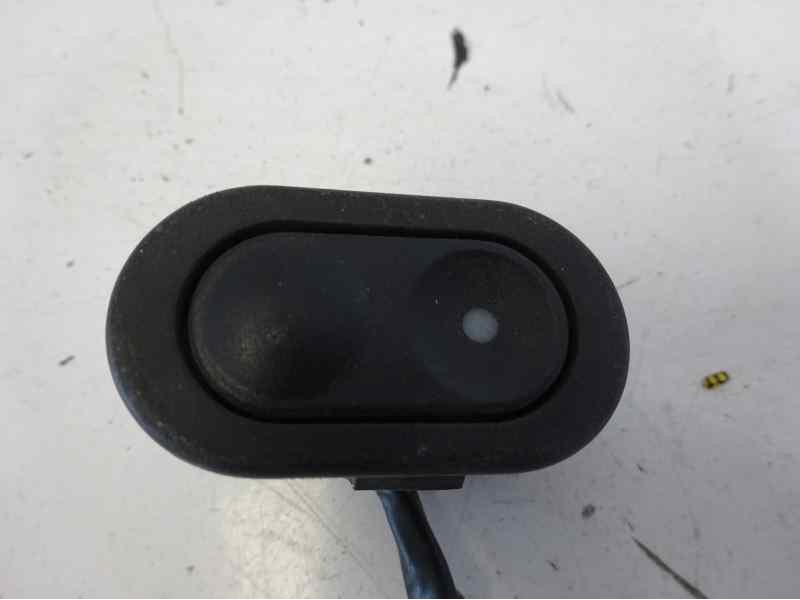 Recambio de mando elevalunas delantero derecho para opel corsa b referencia OEM IAM   