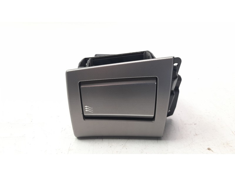 Recambio de rejilla aireadora para jaguar xf 3.0 v6 diesel cat referencia OEM IAM 8X23014A23AJ  