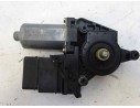 MOTOR ELEVALUNAS TRASERO DERECHO 0130821696 0130821696 119094XXX 101438202