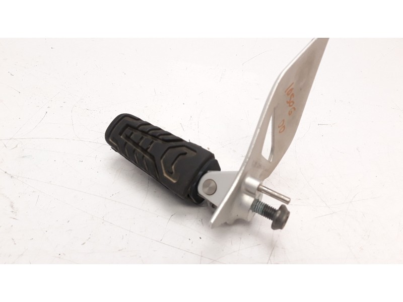 Recambio de estribo para bmw r 1200 rt r 1200 rt referencia OEM IAM 46718560382 8535642 