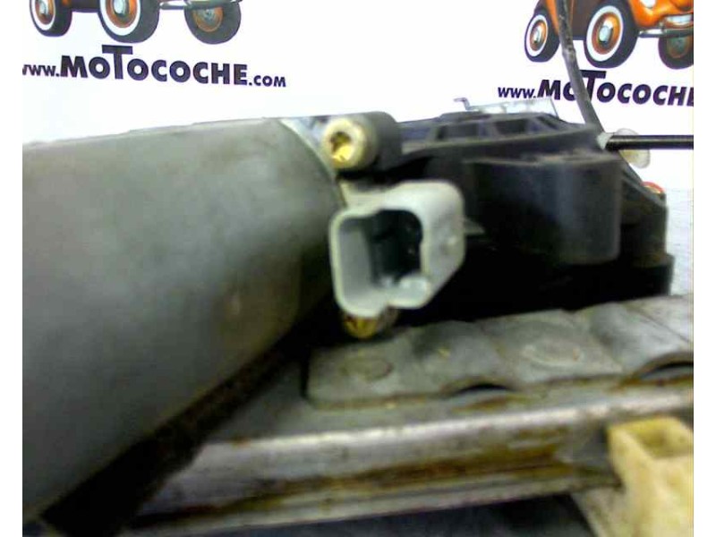 Recambio de elevalunas delantero izquierdo para peugeot 206 berlina referencia OEM IAM 9221G0 PT37AL 