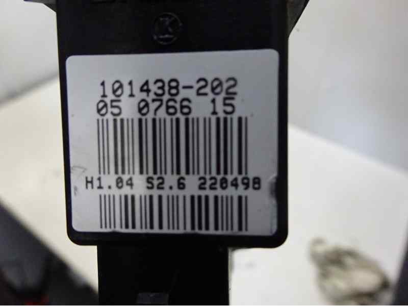 Recambio de motor elevalunas trasero derecho para volkswagen passat variant (3b5) 1.8 referencia OEM IAM 0130821696 101438202 11