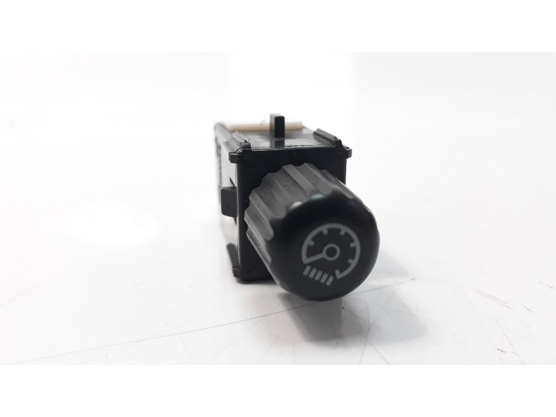 Recambio de interruptor para lexus is200 (ds2/is2) 2.2 d-4d cat referencia OEM IAM 8411948010  