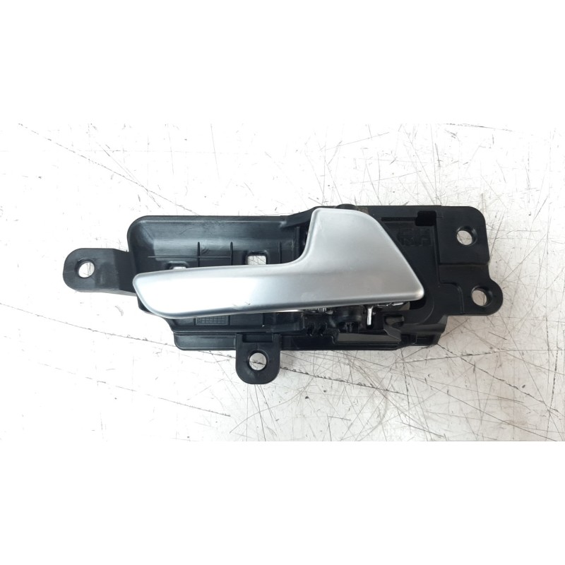 Recambio de maneta interior trasera derecha para kia sportage 1.7 crdi cat referencia OEM IAM 82623F1000  