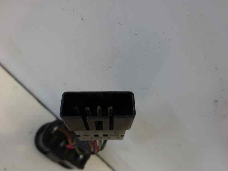 Recambio de mando elevalunas delantero izquierdo para opel corsa b referencia OEM IAM   