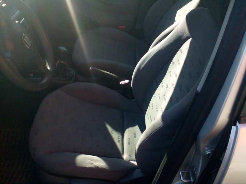 seat leon (1m1) del año 2001