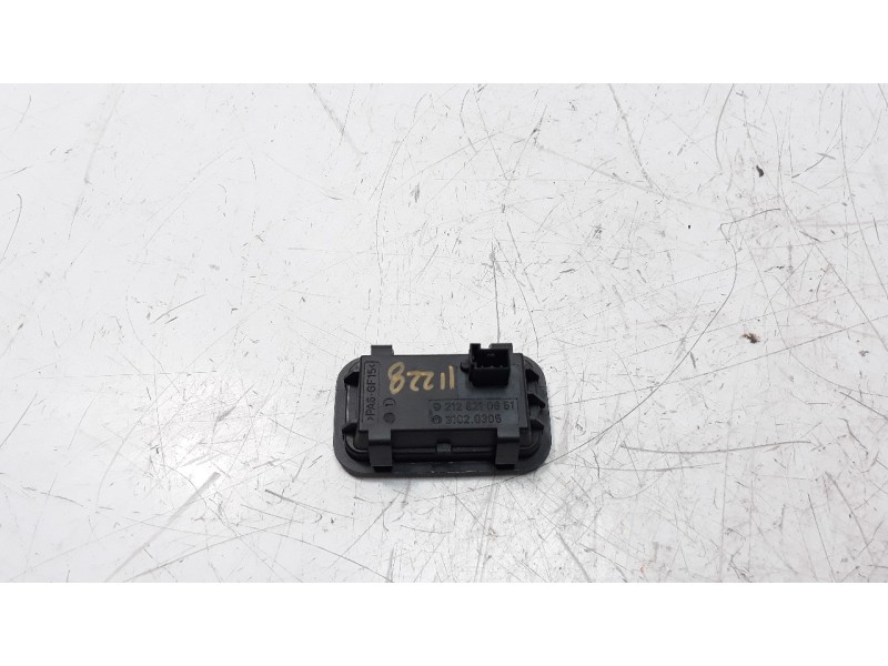 Recambio de interruptor para mercedes-benz clase glb (bm 247) 1.3 cat referencia OEM IAM 2128210651  